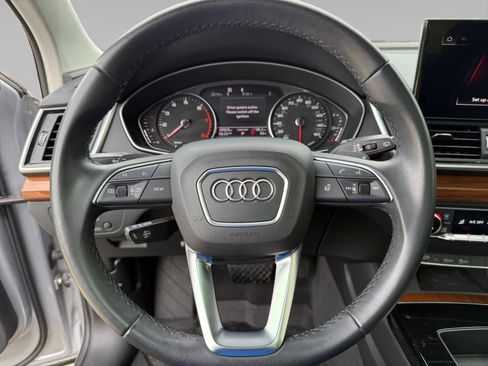 Used 2022 Audi Q5 2.0T Premium w/ Convenience Package AWD/4WD image 13