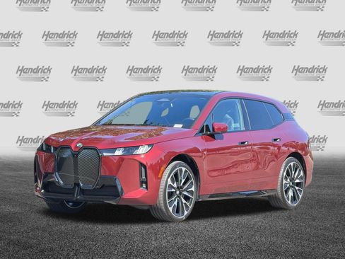 Used 2026 BMW iX xDrive45 w/ M Sport Package AWD/4WD image 9