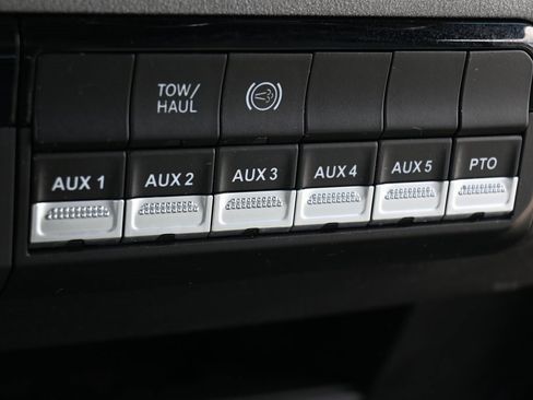 Used 2024 RAM 3500 Tradesman image 29