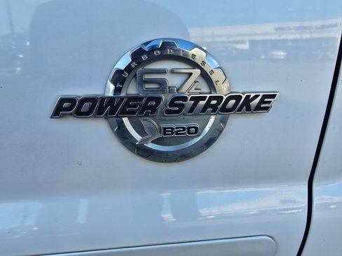 Used 2014 Ford F250 Lariat w/ Chrome Package AWD/4WD image 40