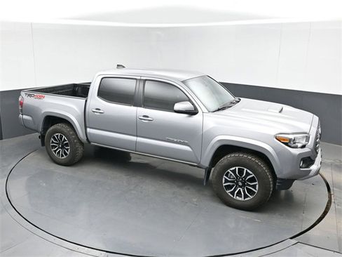 Used 2021 Toyota Tacoma TRD Sport image 1