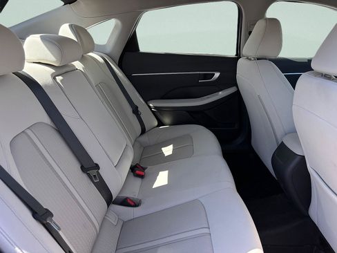 Used 2025 Hyundai Sonata SEL FWD image 27