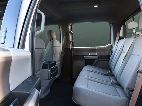 Used 2018 Ford F150 XLT w/ Equipment Group 302A Luxury AWD/4WD image 19