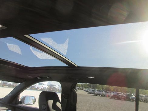 New 2026 Buick Enclave Sport Touring w/ Super Cruise Package image 17