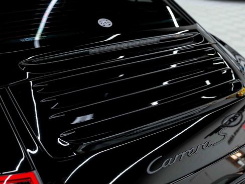 Used 2005 Porsche 911 Carrera S RWD image 29
