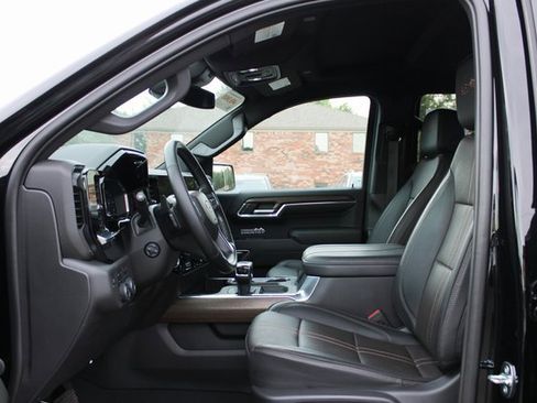 Used 2023 Chevrolet Silverado 1500 High Country w/ Max Trailering Package image 13