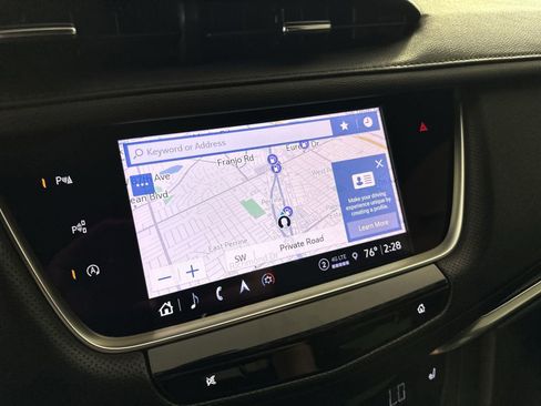 Used 2023 Cadillac XT5 Premium Luxury w/ Technology Package FWD image 18