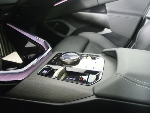 Certified 2025 BMW X3 xDrive30i w/ Premium Package image 22