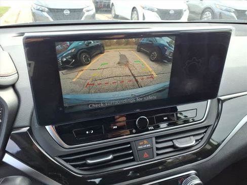 New 2025 Nissan Altima 2.5 SR image 10