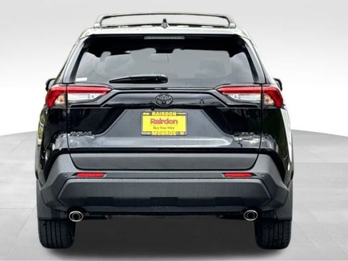 Used 2025 Toyota RAV4 XLE Premium image 11