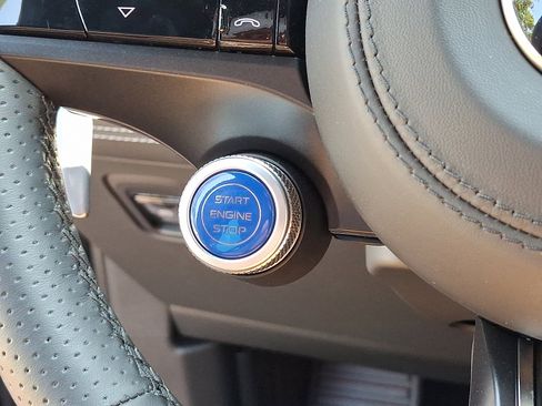 New 2025 Maserati Grecale GT image 19