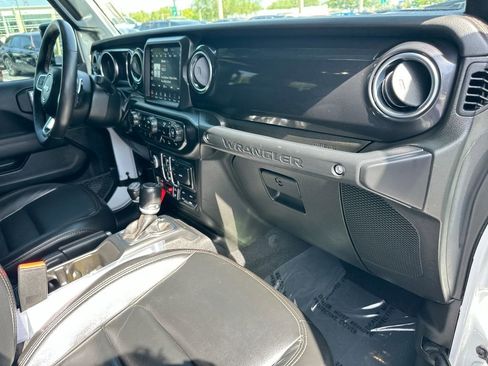 Used 2023 Jeep Wrangler Unlimited Rubicon 392 AWD/4WD image 29