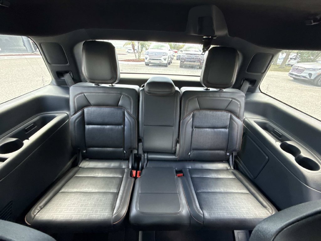 New 2027 Lincoln Navigator Black Label AWD/4WD image 19