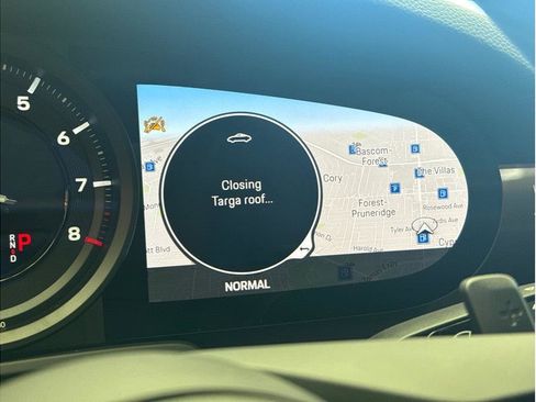 Used 2024 Porsche 911 Targa 4S w/ Premium Package image 34