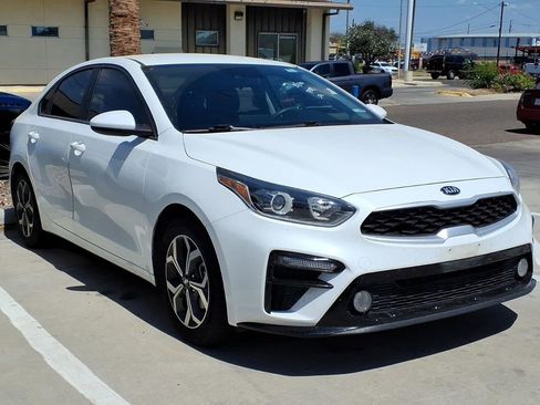 Certified 2021 Kia Forte LXS image 1