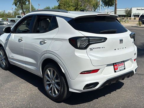 Used 2024 Buick Encore GX Avenir w/ Avenir Technology Package AWD/4WD image 6
