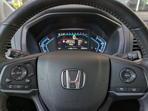 Used 2023 Honda Odyssey EX-L image 31