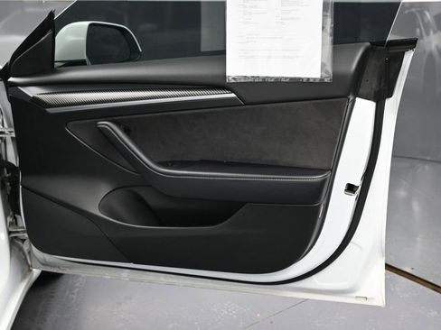 Used 2022 Tesla Model 3 Standard Range image 40