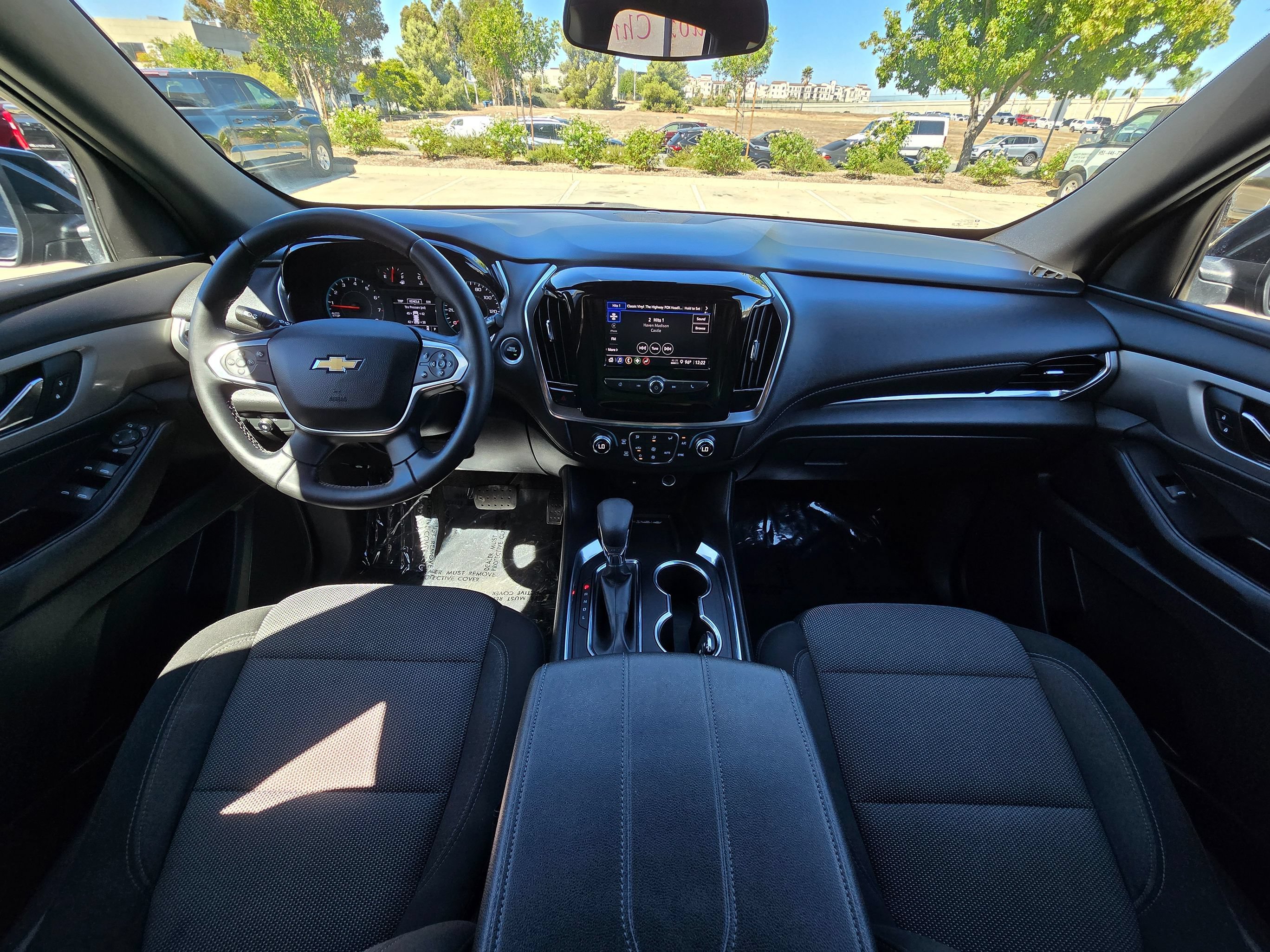 Used 2023 Chevrolet Traverse LT FWD image 23