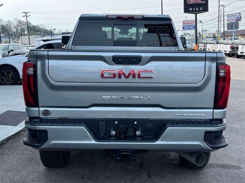 New 2026 GMC Sierra 2500 Denali w/ Denali Reserve Package image 4