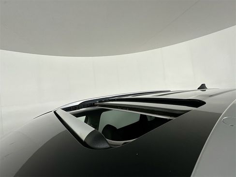 Certified 2024 Kia Seltos EX image 9