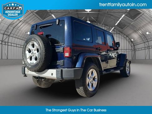 Used 2013 Jeep Wrangler Unlimited Sahara w/ Dual Top Group image 10
