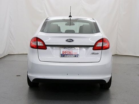 Used 2012 Ford Fiesta S image 6