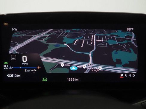 Used 2024 Chevrolet Equinox EV FWD RS w/2RS image 18