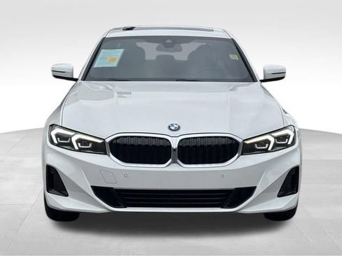 Used 2023 BMW 330i xDrive Sedan w/ Premium Package AWD/4WD image 13