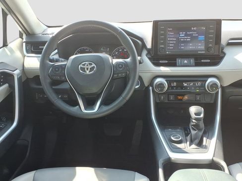 Used 2022 Toyota RAV4 XLE Premium AWD/4WD image 13