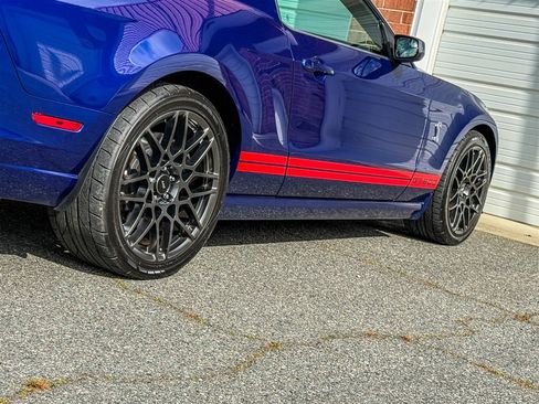 Used 2014 Ford Mustang Shelby GT500 w/ Equipment Group 821A image 37