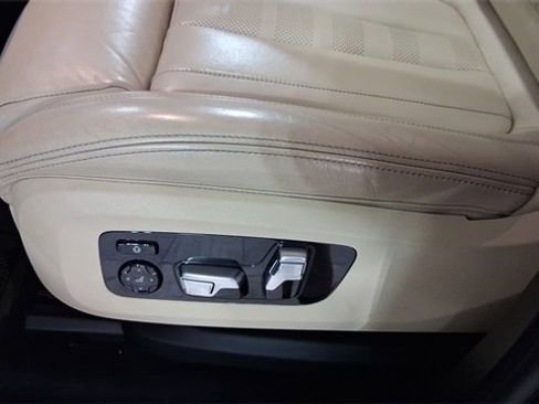 Used 2021 BMW X5 xDrive40i w/ Convenience Package image 25