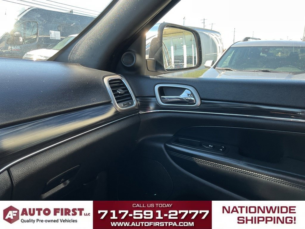 Used 2019 Jeep Grand Cherokee Limited w/ Luxury Group II AWD/4WD image 26