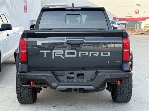 Used 2025 Toyota Tacoma TRD Pro image 5