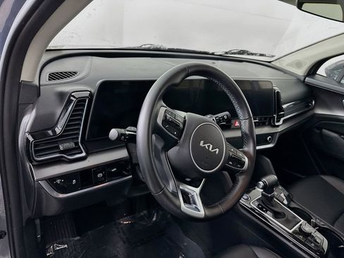 Used 2023 Kia Sportage EX image 14