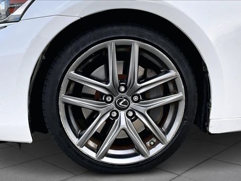Used 2018 Lexus IS 300 F Sport w/ F Sport Package image 10