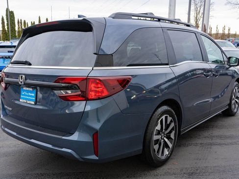 New 2026 Honda Odyssey EX-L image 6