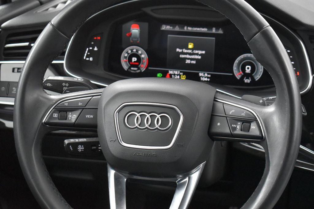Used 2022 Audi Q7 3.0T Premium Plus w/ Premium Plus Package AWD/4WD image 14