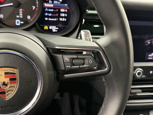 Certified 2025 Porsche Macan image 50