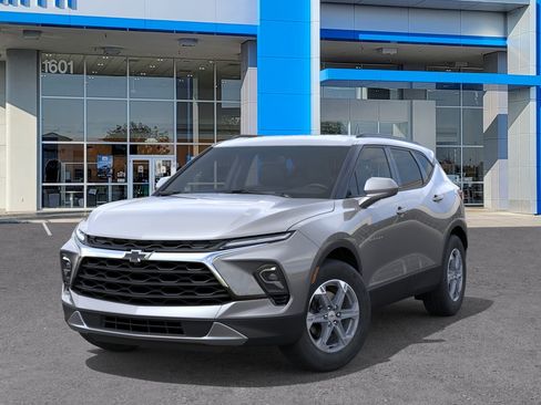 New 2026 Chevrolet Blazer LT w/ Convenience Package FWD image 30