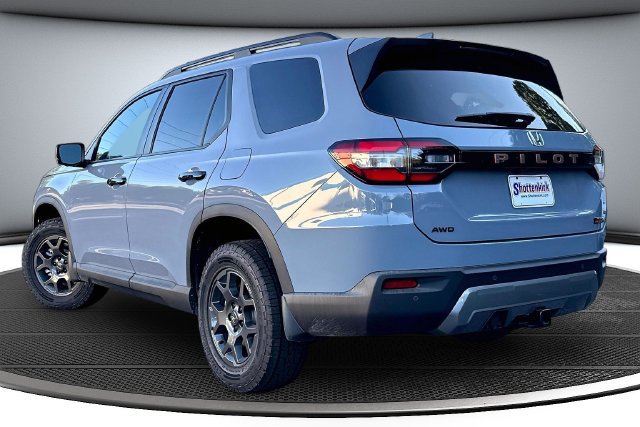 New 2026 Honda Pilot TrailSport image 3