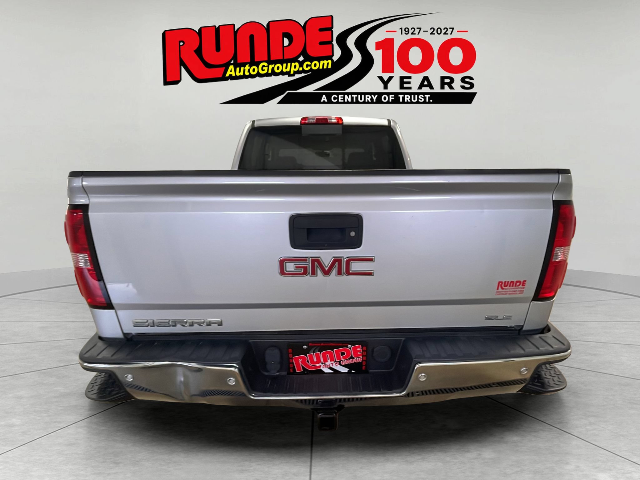 Used 2017 GMC Sierra 1500 SLE w/ SLE Value Package AWD/4WD image 4