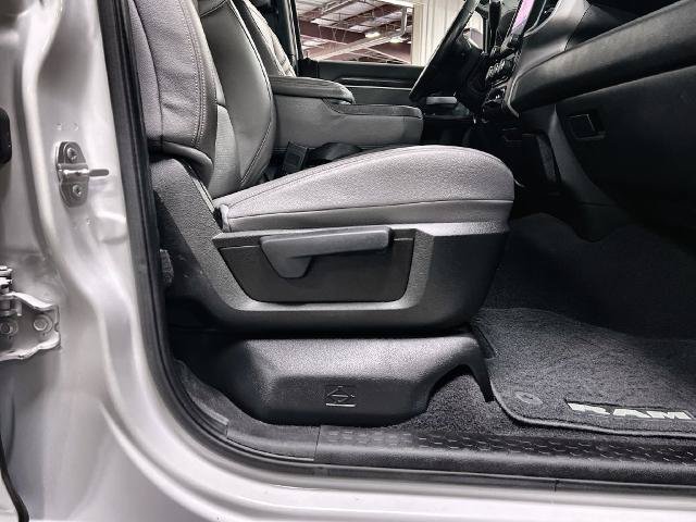 Used 2022 RAM 2500 Big Horn AWD/4WD image 26