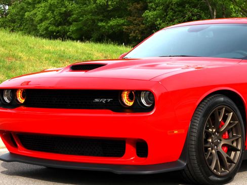 Used 2017 Dodge Challenger SRT Hellcat image 17