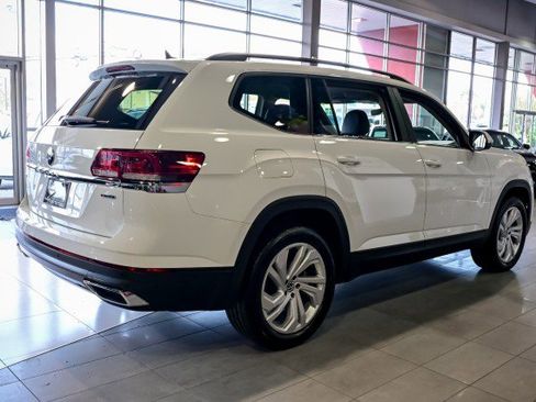 Used 2022 Volkswagen Atlas SE image 4