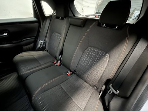 Used 2024 Honda HR-V Sport image 14