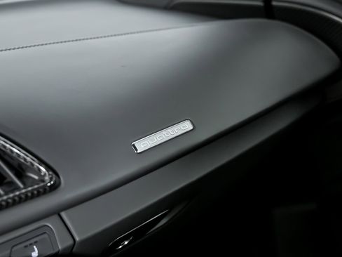 Used 2020 Audi R8 V10 image 39