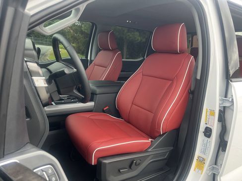 New 2026 Ford F250 Lariat w/ Lariat Premium Package AWD/4WD image 18