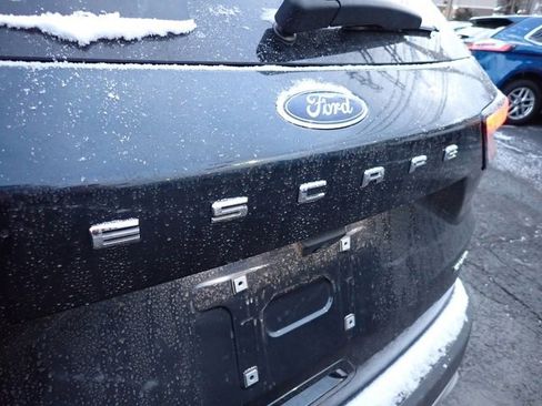 Certified 2022 Ford Escape SEL w/ Technology Package image 6