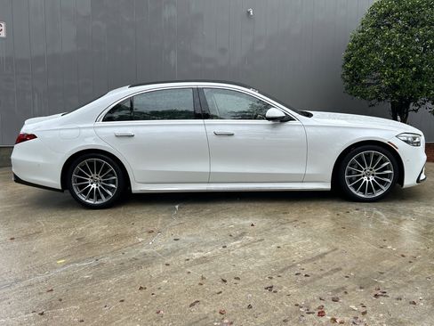 Certified 2025 Mercedes-Benz S 580 4MATIC Sedan w/ AMG Line Package image 5